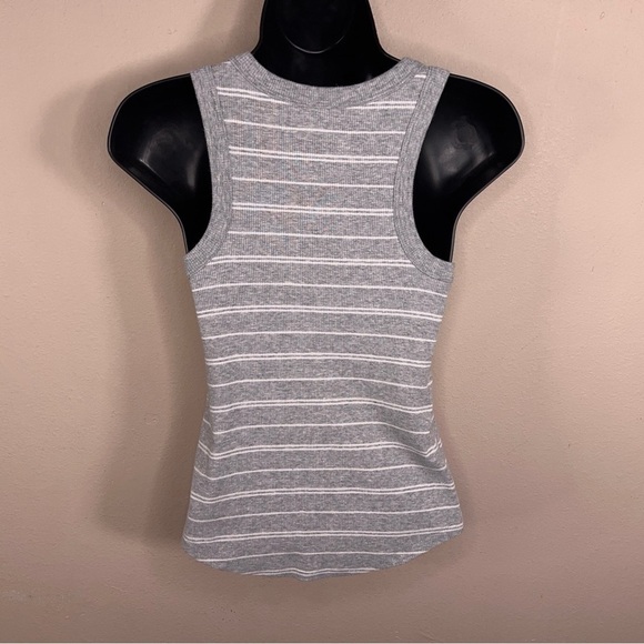 MEDIUM JUNIORS SO FITTED GREY WHITE RIBBED STRIPES TANK - Picture 3 of 11